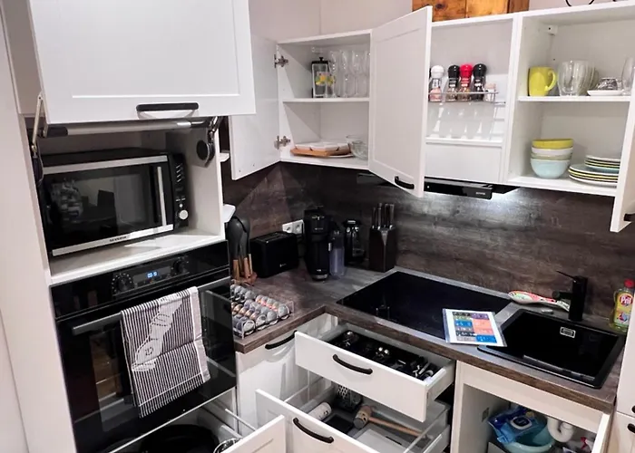 Rebenblick An Der Weinstrasse